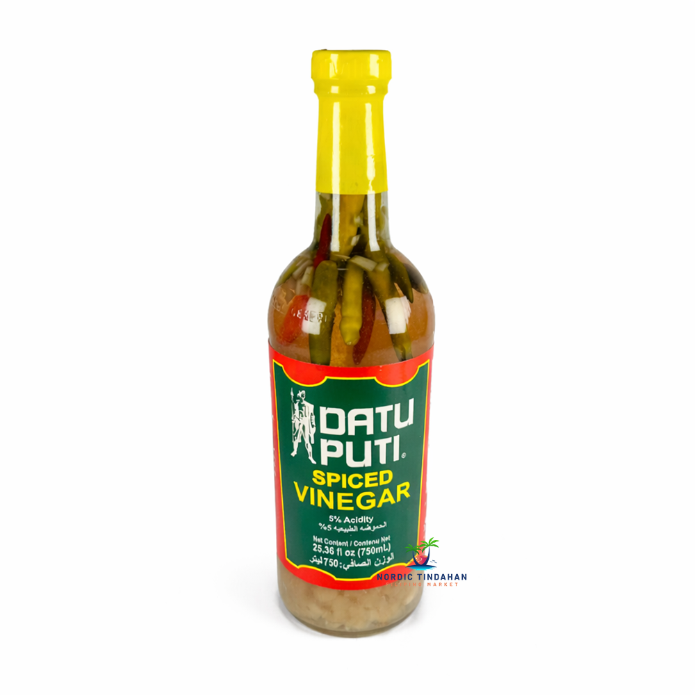 Datu Puti Spicy Vinegar 750ml – tangy vinegar infused with chili, ideal for dipping sauces, marinades, and everyday cooking.