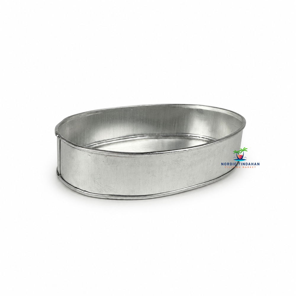 Llanera Small 14x10cm is a traditional Filipino aluminum mould commonly used for making leche flan and other steamed desserts. Its durable and lightweight design ensures even heat distribution for perfectly smooth and creamy results. Ideal for home kitchens or professional use, this compact llanera is a must-have for authentic Filipino cooking.