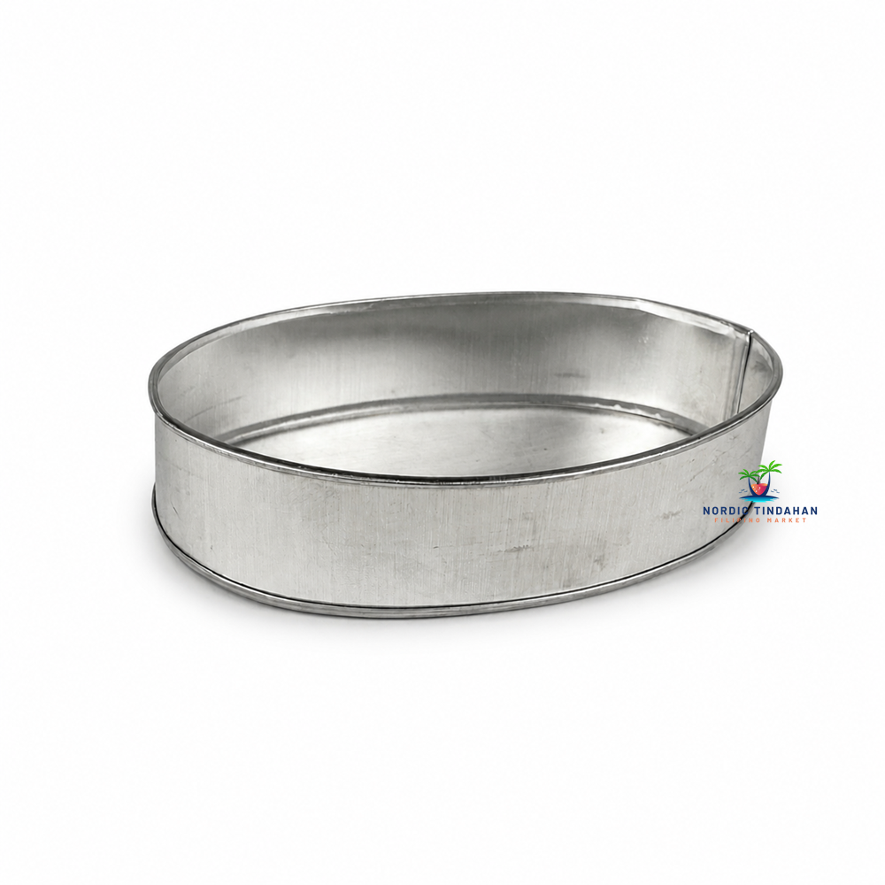 Llanera Medium 15x10.5cm is a traditional Filipino aluminum mould ideal for making leche flan and other steamed desserts. Its sturdy yet lightweight construction ensures even heat distribution, helping you achieve smooth and perfectly cooked results every time. A versatile and essential tool for both home cooks and professional kitchens.