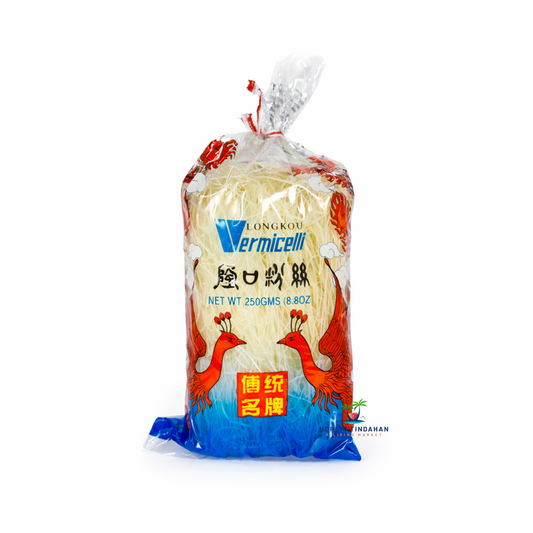 Longkou Vermicelli 250g – traditional Chinese glass noodles made from mung beans, ideal for Asian cooking and stir-fry dishes.